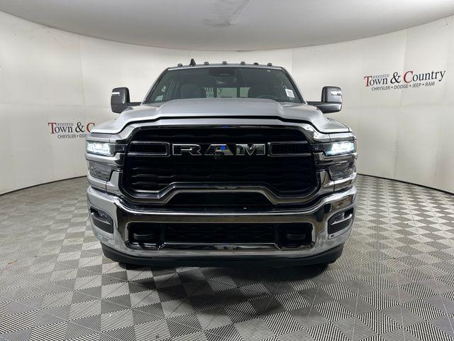 2026 RAM Ram 3500 Chassis Cab RAM 3500 BIG HORN CREW CAB CHASSIS 4X4 60 CA