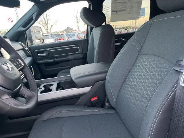 2026 Ram 2500 Big Horn Crew Cab 4x4 6'4" Box