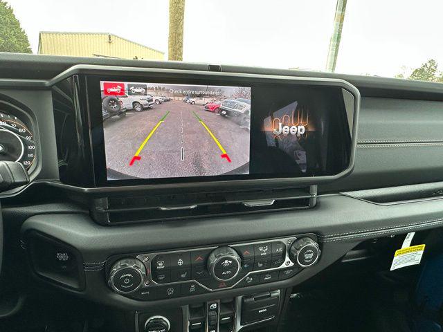 2026 RAM Ram 2500 RAM 2500 TRADESMAN CREW CAB 4X4 8 BOX