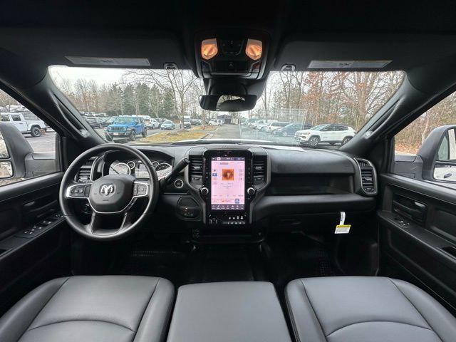 2026 RAM Ram 2500 RAM 2500 TRADESMAN CREW CAB 4X4 8 BOX