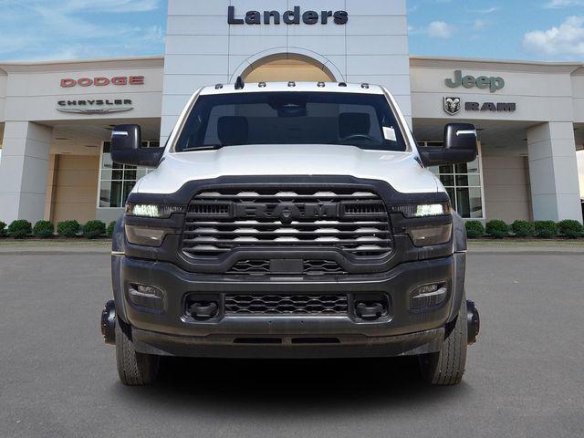 2026 RAM Ram 5500 Chassis Cab RAM 5500 TRADESMAN CHASSIS REGULAR CAB 4X2 84 CA 2026 RAM Ram 5500 Chassis Cab RAM 5500 TRADESMAN CHASSIS REGULAR CAB 4X2 84 CA