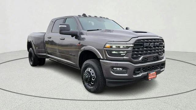 2026 RAM Ram 3500 RAM 3500 LIMITED MEGA CAB 4X4 64 BOX
