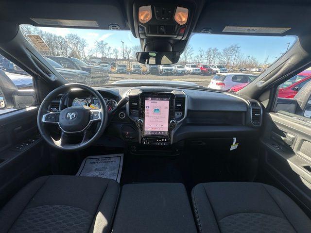 2026 RAM Ram 2500 RAM 2500 BLACK EXPRESS CREW CAB 4X4 64 BOX