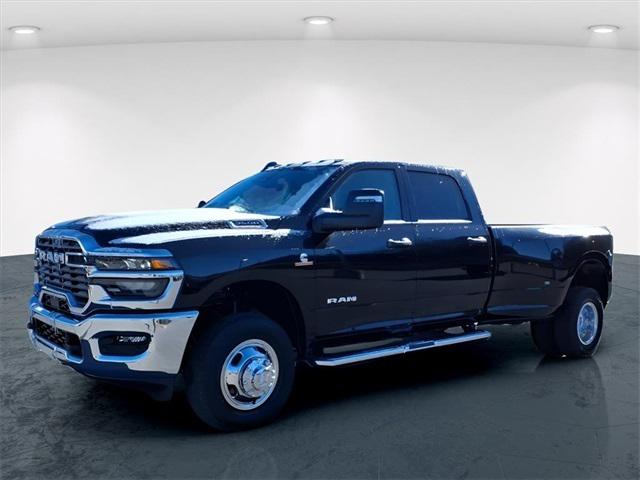 2026 RAM Ram 3500 RAM 3500 BIG HORN CREW CAB 4X4 8 BOX