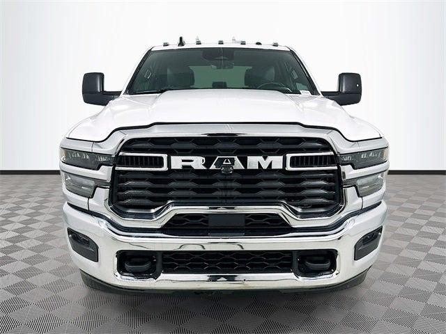 2026 RAM Ram 3500 RAM 3500 TRADESMAN CREW CAB 4X4 8 BOX
