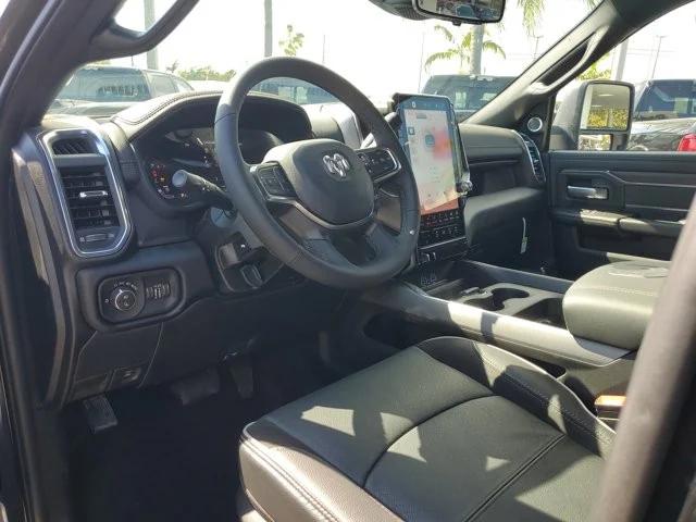 2026 Ram 3500 Laramie Crew Cab 4x4 8' Box