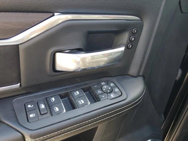 2026 Ram 3500 Laramie Crew Cab 4x4 8' Box