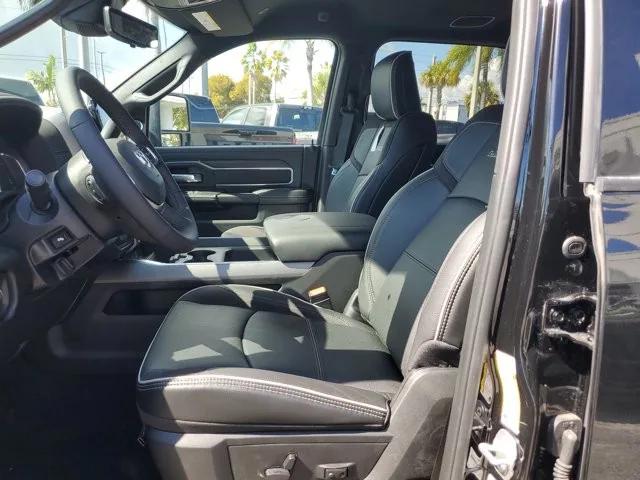 2026 Ram 3500 Laramie Crew Cab 4x4 8' Box