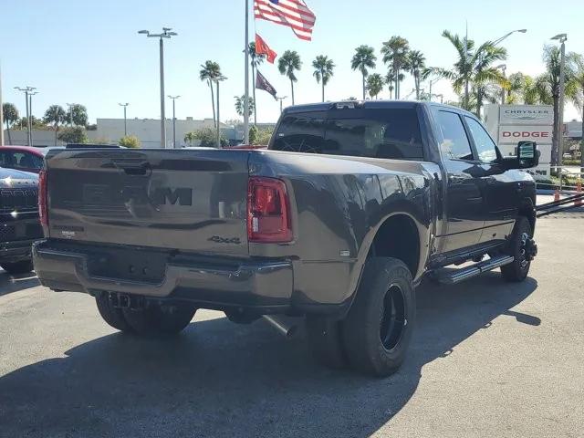2026 Ram 3500 Laramie Crew Cab 4x4 8' Box