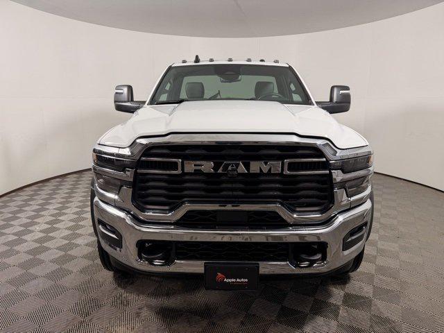 2026 RAM Ram 5500 Chassis Cab RAM 5500 TRADESMAN CHASSIS REGULAR CAB 4X4 84 CA