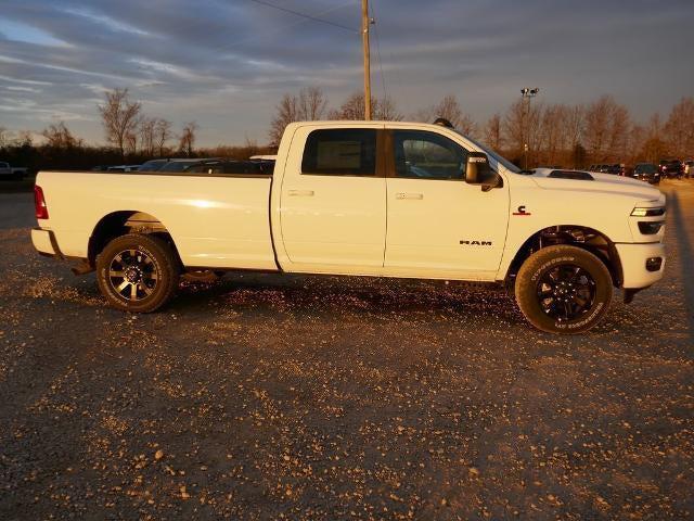 2026 RAM Ram 3500 RAM 3500 LARAMIE CREW CAB 4X4 8 BOX