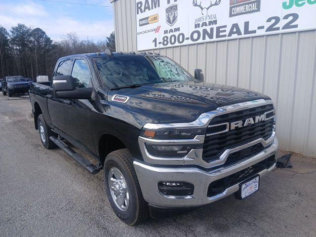 2026 RAM Ram 2500 RAM 2500 TRADESMAN CREW CAB 4X4 64 BOX