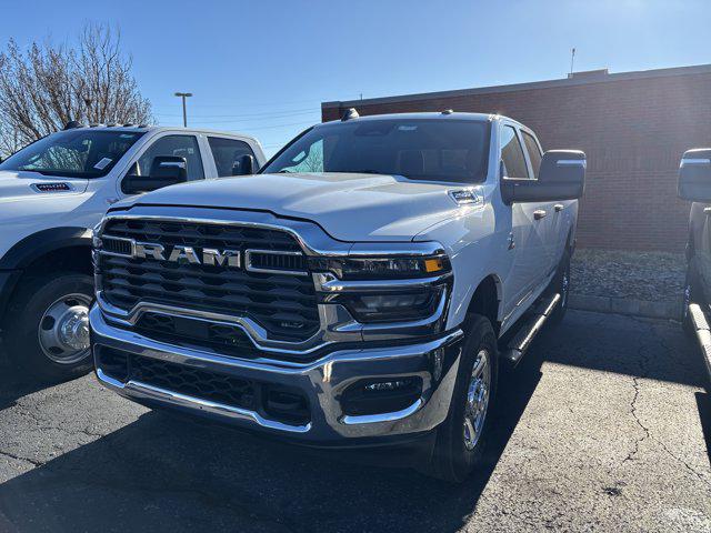2026 RAM Ram 2500 RAM 2500 TRADESMAN CREW CAB 4X4 64 BOX
