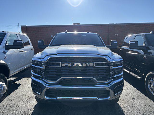 2026 RAM Ram 2500 RAM 2500 TRADESMAN CREW CAB 4X4 64 BOX