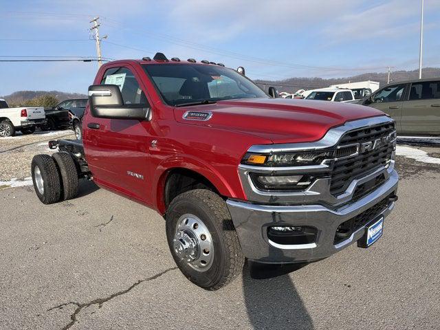 2026 RAM Ram 3500 Chassis Cab RAM 3500 BIG HORN CHASSIS REGULAR CAB 4X4 60 CA 2026 RAM Ram 3500 Chassis Cab RAM 3500 BIG HORN CHASSIS REGULAR CAB 4X4 60 CA