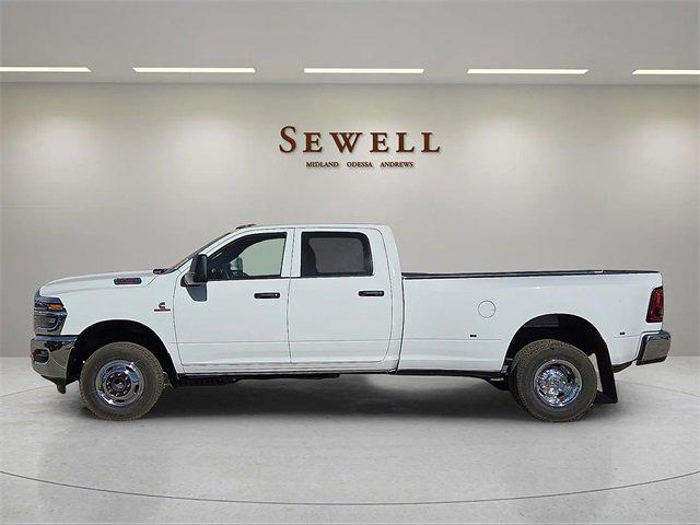 2026 RAM Ram 3500 RAM 3500 TRADESMAN CREW CAB 4X4 8 BOX