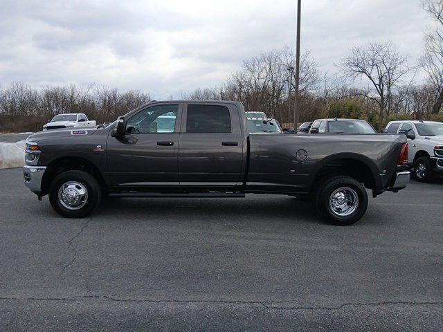 2026 RAM Ram 3500 RAM 3500 TRADESMAN CREW CAB 4X4 8 BOX