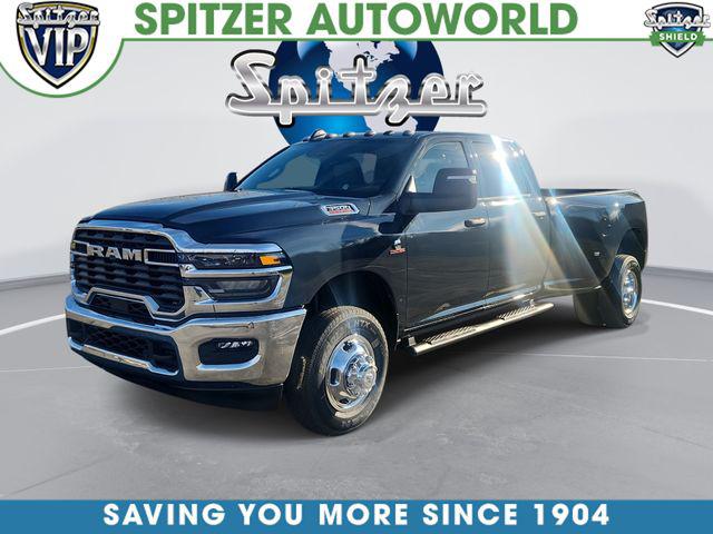 2026 RAM Ram 3500 RAM 3500 TRADESMAN CREW CAB 4X4 8 BOX