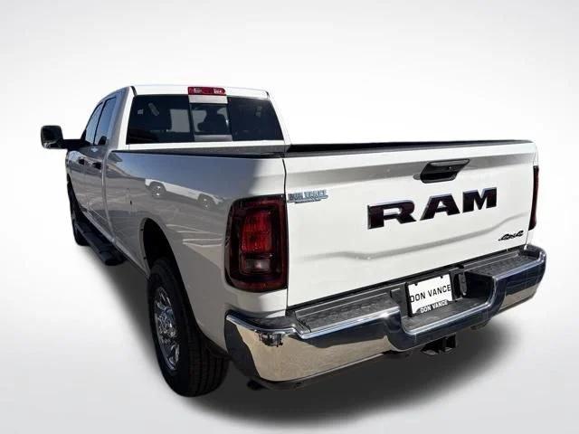 2026 RAM Ram 3500 RAM 3500 TRADESMAN CREW CAB 4X4 8 BOX