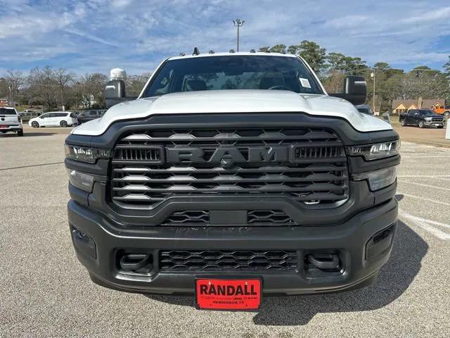 2026 RAM Ram 3500 Chassis Cab RAM 3500 TRADESMAN CHASSIS REGULAR CAB 4X4 60 CA 2026 RAM Ram 3500 Chassis Cab RAM 3500 TRADESMAN CHASSIS REGULAR CAB 4X4 60 CA