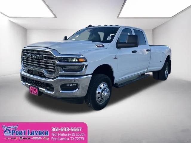 2026 RAM Ram 3500 RAM 3500 TRADESMAN CREW CAB 4X4 8 BOX