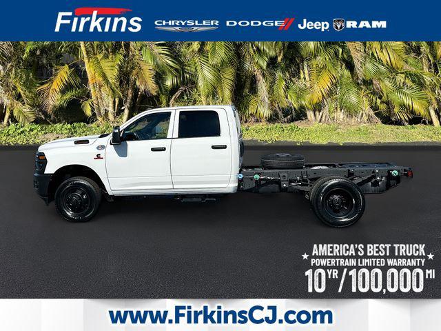 2026 RAM Ram 3500 Chassis Cab RAM 3500 TRADESMAN CREW CAB CHASSIS 4X4 60 CA