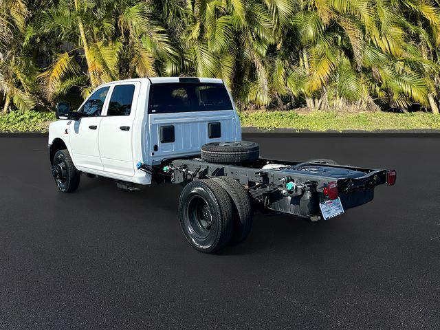 2026 RAM Ram 3500 Chassis Cab RAM 3500 TRADESMAN CREW CAB CHASSIS 4X4 60 CA