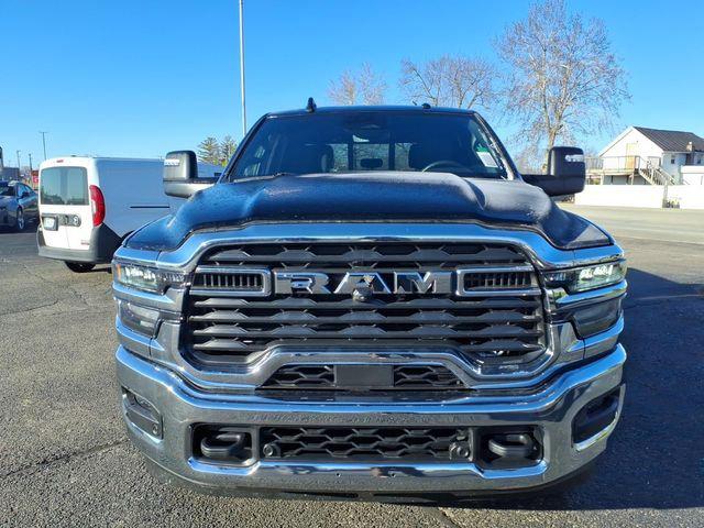 2026 RAM Ram 3500 RAM 3500 TRADESMAN CREW CAB 4X4 8 BOX