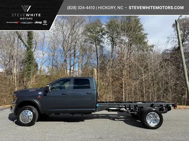 2026 RAM Ram 4500 Chassis Cab RAM 4500 TRADESMAN CHASSIS CREW CAB 4X4 84 CA 2026 RAM Ram 4500 Chassis Cab RAM 4500 TRADESMAN CHASSIS CREW CAB 4X4 84 CA