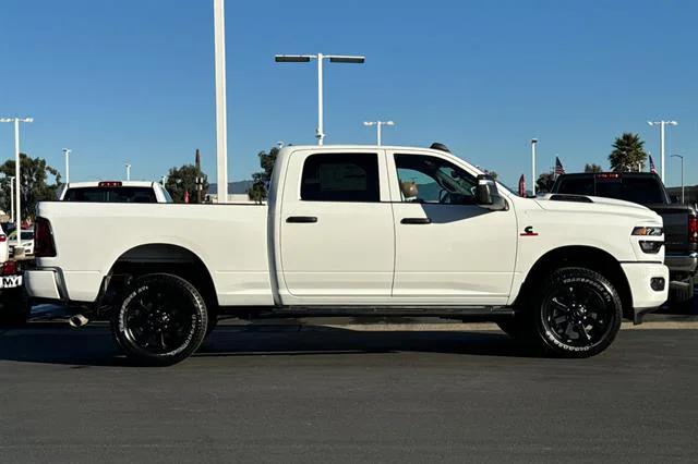 2026 RAM Ram 2500 RAM 2500 BLACK EXPRESS CREW CAB 4X4 64 BOX