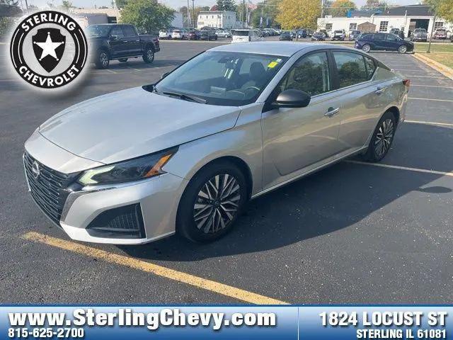 2024 Nissan Altima SV FWD for sale in Sterling, IL
