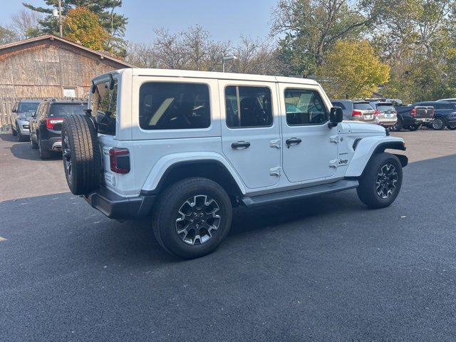 2024 Jeep Wrangler 4-Door Sahara 4x4