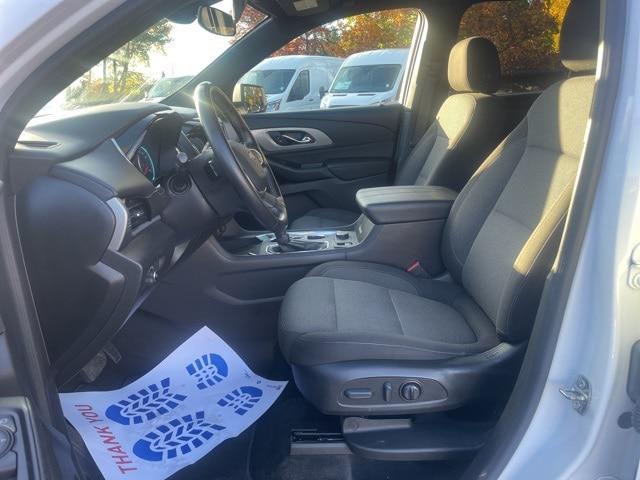 2023 Chevrolet Traverse AWD LT Cloth