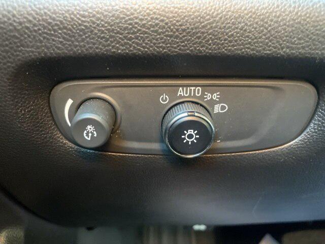 2023 Chevrolet Traverse AWD LT Cloth