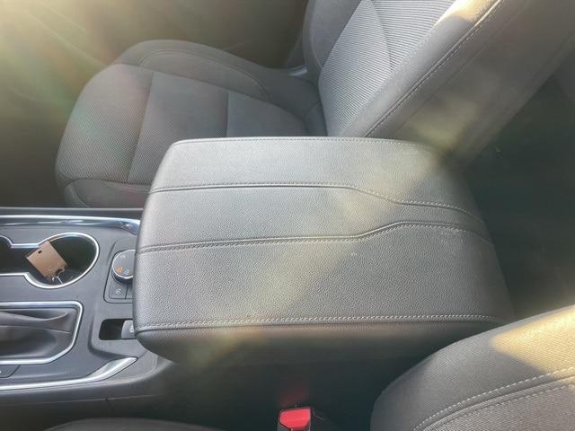 2023 Chevrolet Traverse AWD LT Cloth