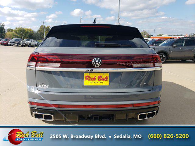 2024 Volkswagen Atlas Cross Sport 2.0T SEL R-Line