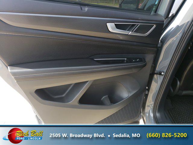 2024 Volkswagen Atlas Cross Sport 2.0T SEL R-Line