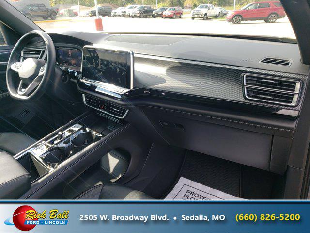2024 Volkswagen Atlas Cross Sport 2.0T SEL R-Line
