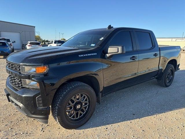 2021 Chevrolet Silverado 1500 4WD Crew Cab Short Bed Custom