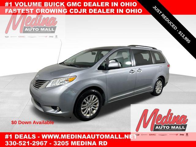 2014 Toyota Sienna XLE V6 8 Passenger 2014 Toyota Sienna XLE V6 8 Passenger