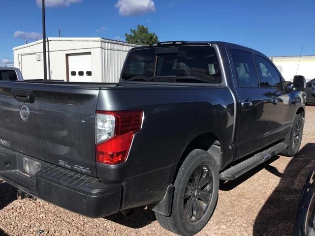 2017 Nissan TITAN SL