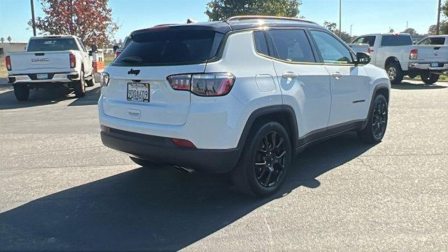 2022 Jeep Compass Altitude FWD 2022 Jeep Compass Altitude FWD