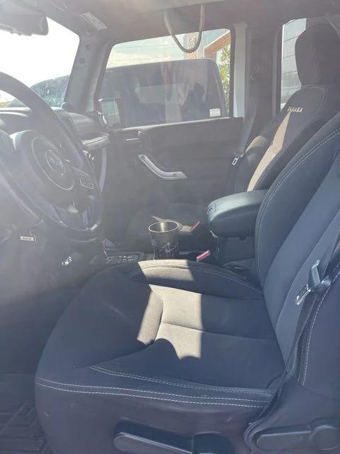 2013 Jeep Wrangler Unlimited Sahara 2013 Jeep Wrangler Unlimited Sahara