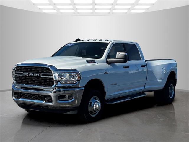 2023 RAM 3500 Big Horn Crew Cab 4x4 8 Box 2023 RAM 3500 Big Horn Crew Cab 4x4 8 Box