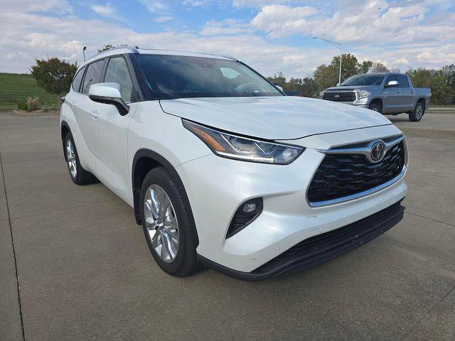 2022 Toyota Highlander Limited