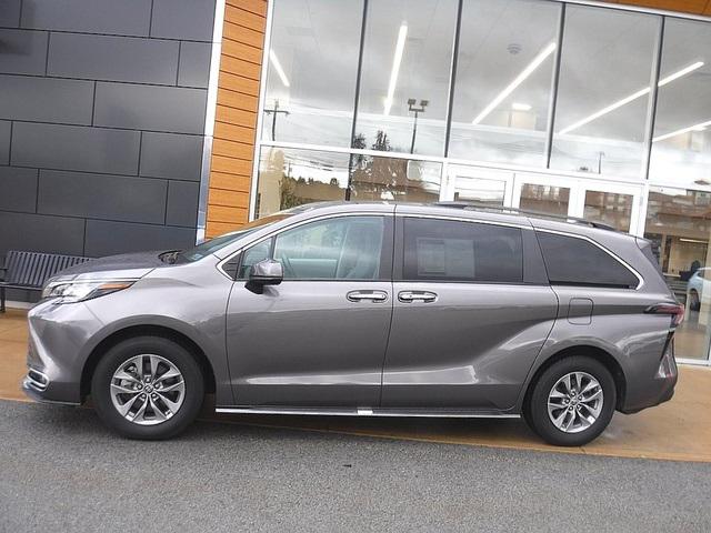 2023 Toyota Sienna XLE 2023 Toyota Sienna XLE