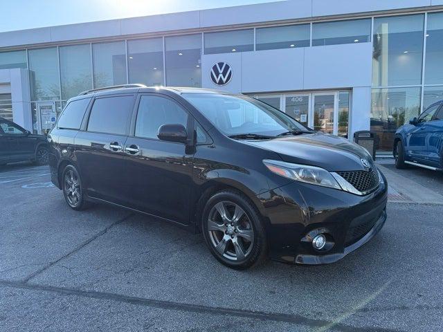 2017 Toyota Sienna SE 8 Passenger 2017 Toyota Sienna SE 8 Passenger