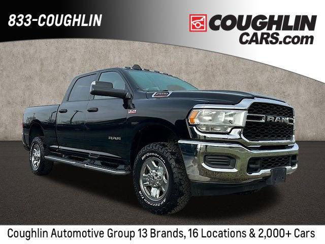 2022 RAM 2500 Tradesman Crew Cab 4x4 64 Box