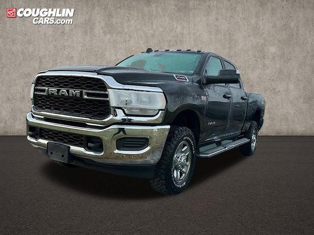 2022 RAM 2500 Tradesman Crew Cab 4x4 64 Box