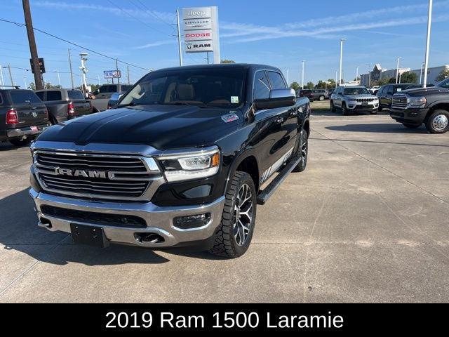 2019 RAM 1500 Laramie Crew Cab 4x4 57 Box 2019 RAM 1500 Laramie Crew Cab 4x4 57 Box
